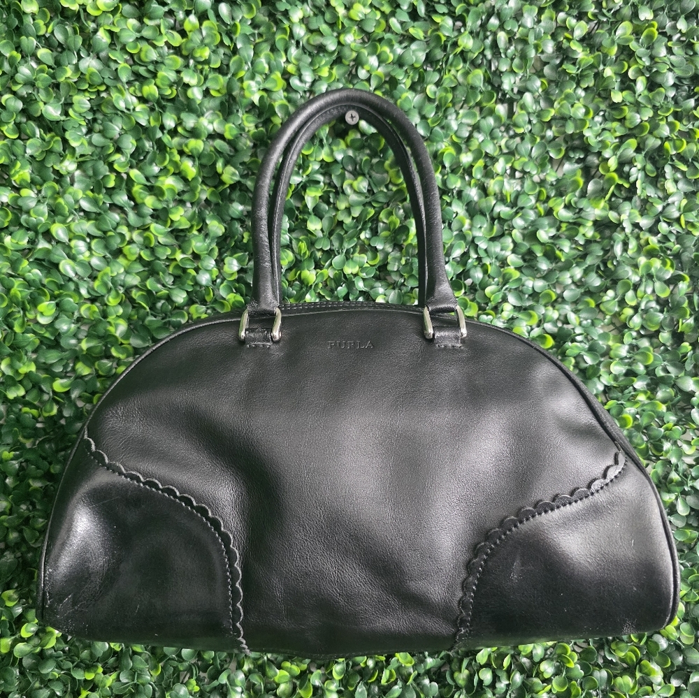 Furla Made In Italy Black Leather Handbag